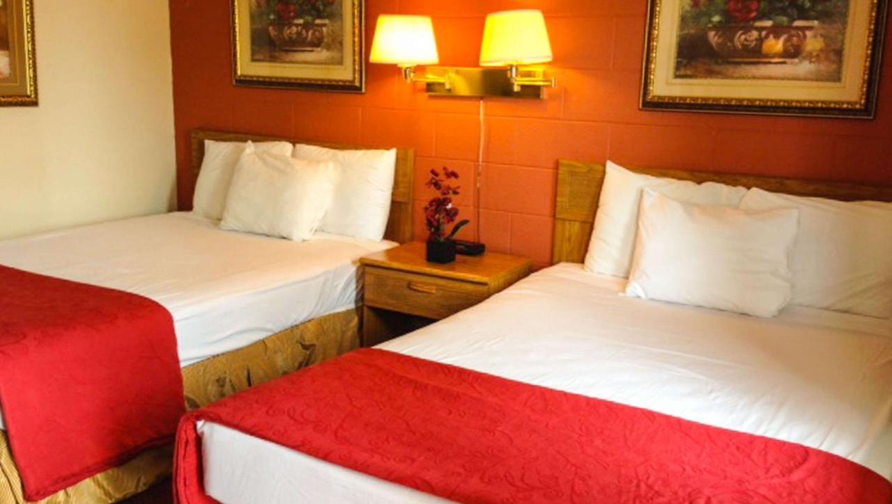 Rodeway Inn Manchester Екстериор снимка
