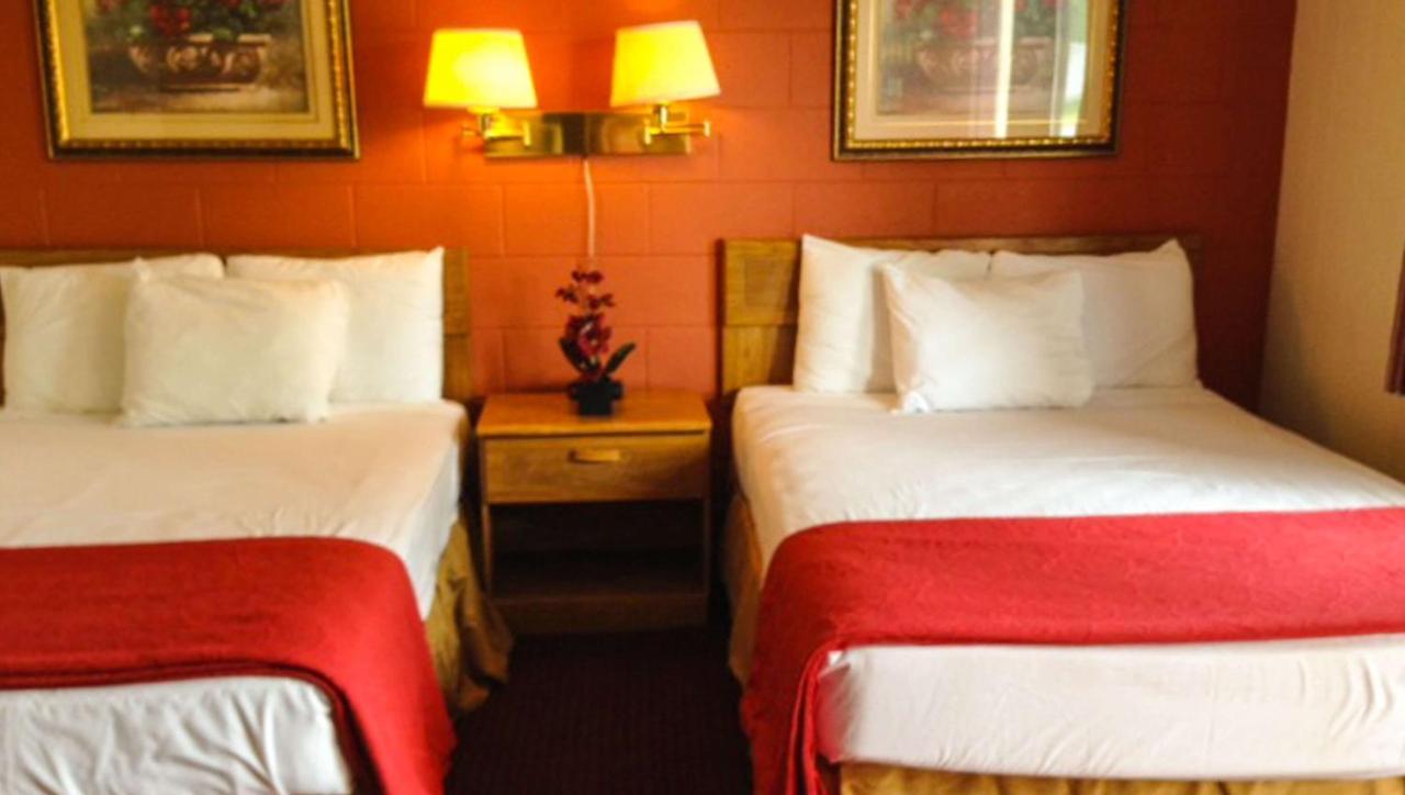 Rodeway Inn Manchester Екстериор снимка