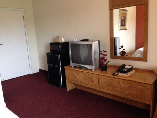 Rodeway Inn Manchester Стая снимка